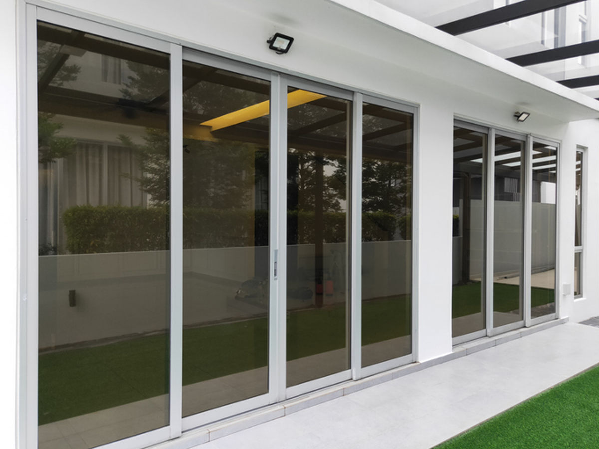 Top Window Tinting FAQs Answered: What Every Home & Business Owner Should Know – Low Price Window Tint